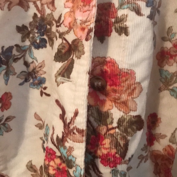 Floral button down - Picture 3 of 3
